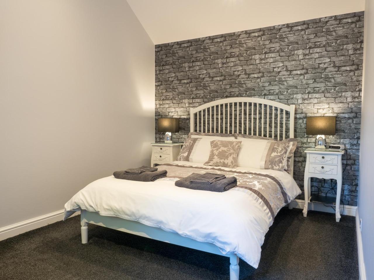 Teifi Netpool Hotel Pembroke Luaran gambar