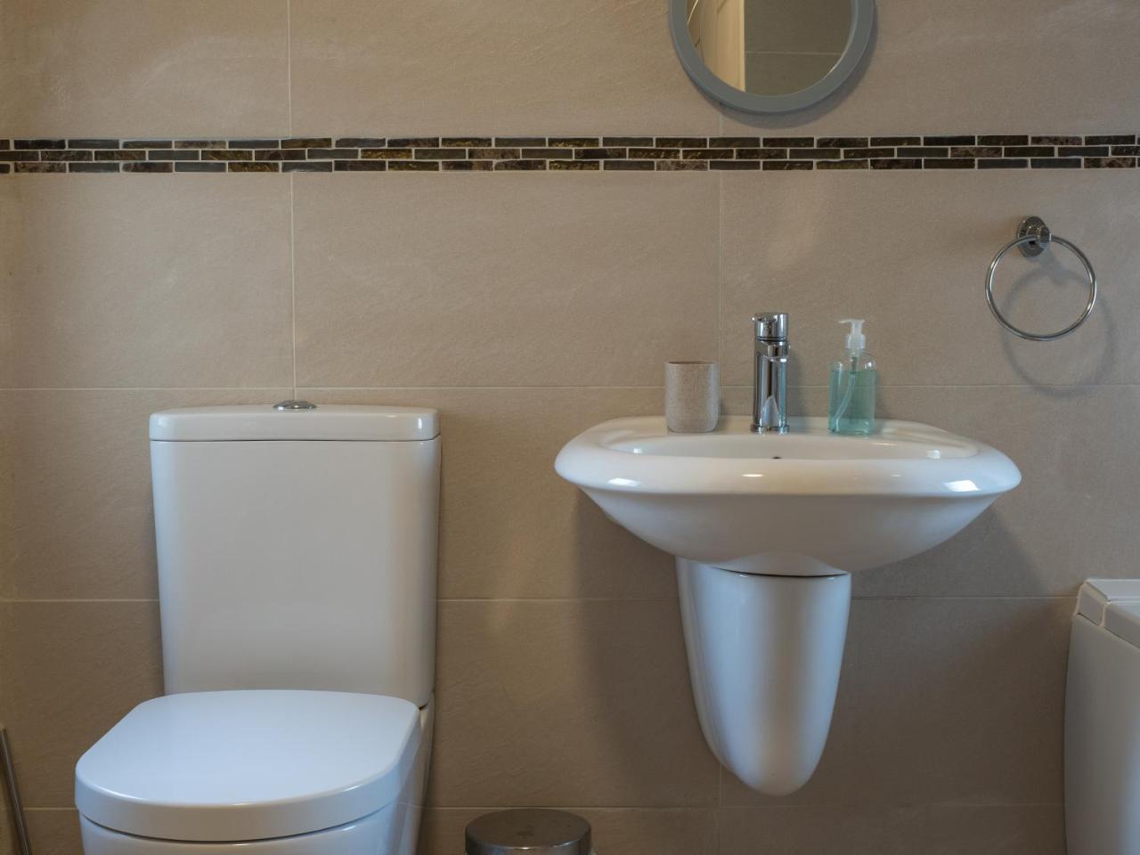Teifi Netpool Hotel Pembroke Luaran gambar