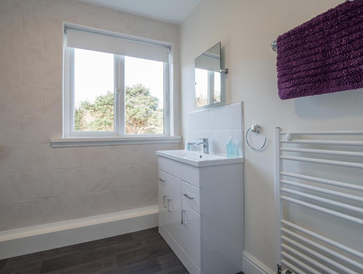 Teifi Netpool Hotel Pembroke Luaran gambar