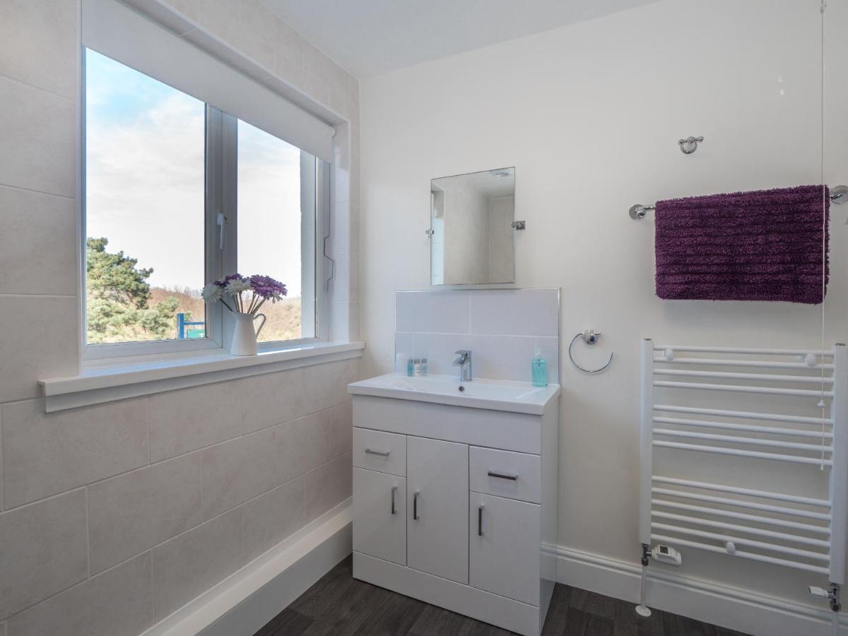 Teifi Netpool Hotel Pembroke Luaran gambar